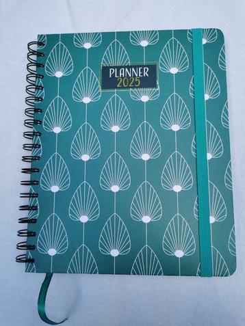 Planner 2025. Nieuw. 25 x 20 cm. Harde kaft. Agenda. beschikbaar voor biedingen