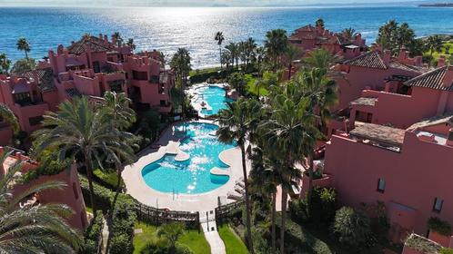 Te huur Luxe appartement,  complex, strand  van Estepona, Vakantie, Vakantiehuizen | Spanje, Costa del Sol, Appartement, Overige