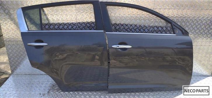KIA SORENTO 06r ZWART YC PORTIER DEUR DEUREN OP AANVRAAG!!, Auto-onderdelen, Carrosserie, Achterklep, Kia, Achter, Gebruikt, Ophalen of Verzenden