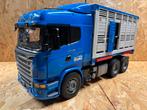 Bruder Scania Veetransportwagen + koe 1:16 - NIEUW, Ophalen of Verzenden, Nieuw