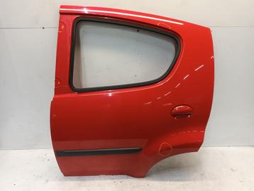 PORTIER LINKS ACHTER Peugeot 107 (01-2005/05-2014) beschikbaar voor biedingen