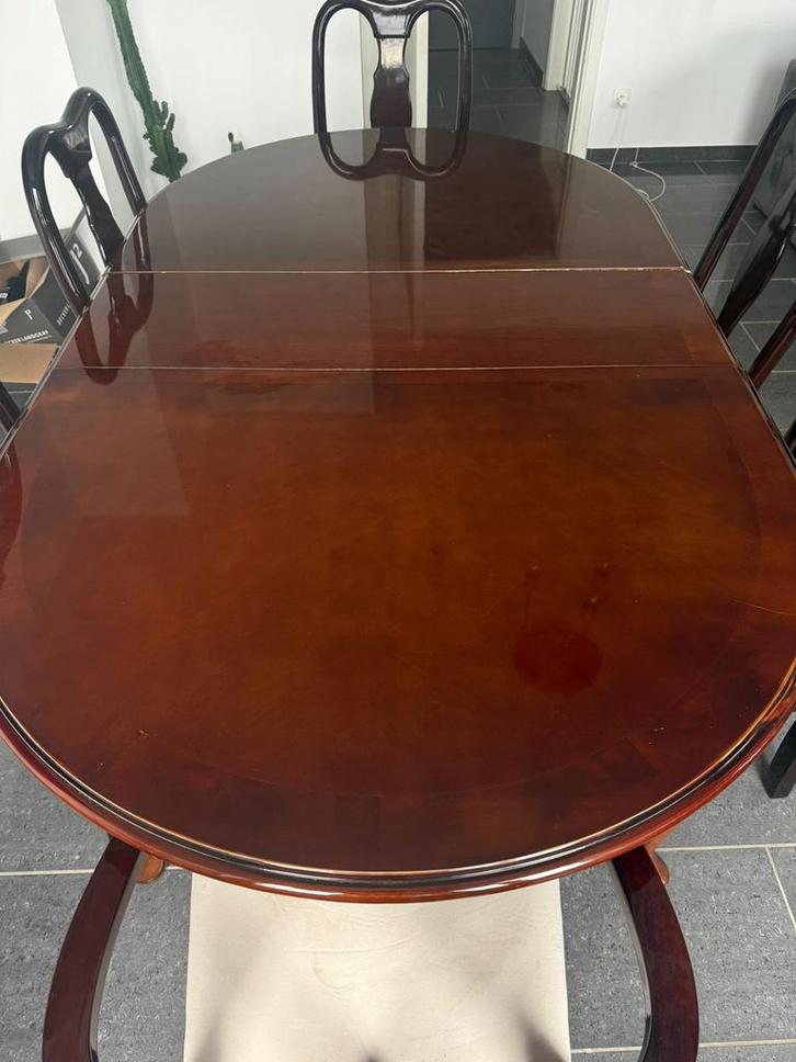 Klassieke Kersenhouten Eettafel met Stoelen (verhuis!!), Antiquités & Art, Antiquités | Meubles | Tables, Enlèvement