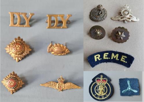 13 Militaire insignia's, officers, badges, R.A.F. etc, Verzamelen, Militaria | Algemeen, Embleem of Badge, Ophalen of Verzenden