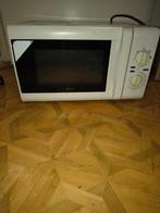 Micro ondes en bon état, Four, Enlèvement, Utilisé, À Poser