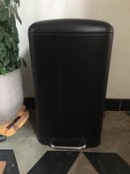 Zwarte metalen vuilnisbak met pedaal, Ophalen of Verzenden, Gebruikt, Met pedaal