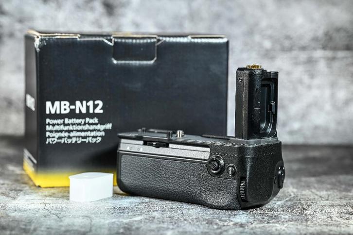 Nikon Poignée MB-N12 Pour Nikon Z8, Audio, Tv en Foto, Fotocamera's Digitaal, Nieuw, Nikon, Ophalen