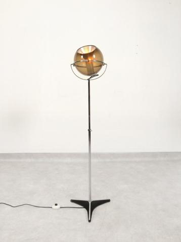 Raak Globe vloerlamp beschikbaar voor biedingen