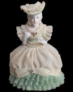 Dresden dame met kantwerk, Enlèvement