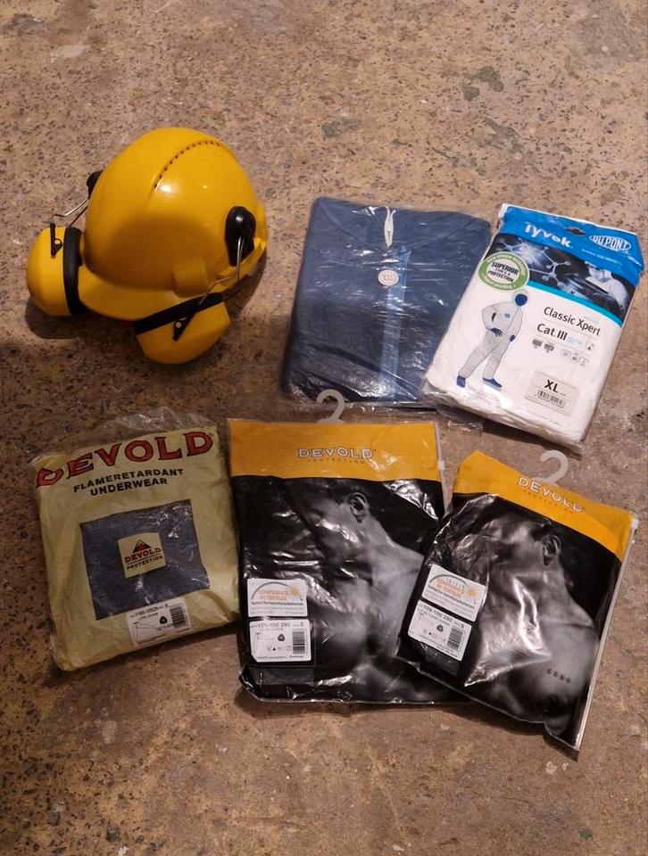 Casque chantier et dessous vêtements, Bricolage & Construction, Casques de sécurité, Neuf, Enlèvement