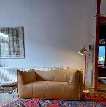 mid-century furniture scarpa mario bellini sheepskin stoel