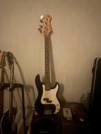 Bass gitaar voor de starter, Musique & Instruments, Instruments à corde | Guitares | Basses, Enlèvement, Comme neuf