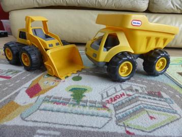 Speelgoed bulldozer en vrachtwagen  beschikbaar voor biedingen