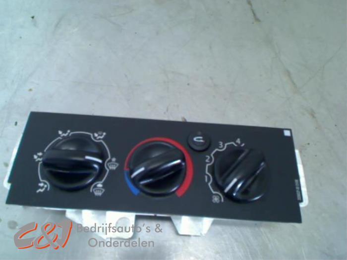 Panneau de commandes chauffage d'un Renault Mascott, Autos : Pièces & Accessoires, Tableau de bord & Interrupteurs, Renault, Utilisé