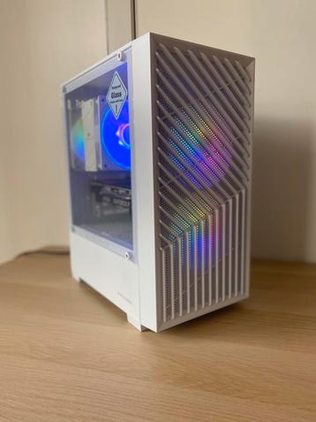 Nvidia RTX witte RGB-gaming-pc beschikbaar voor biedingen