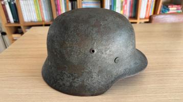 Originele Duitse ww2 M40 helm beschikbaar voor biedingen