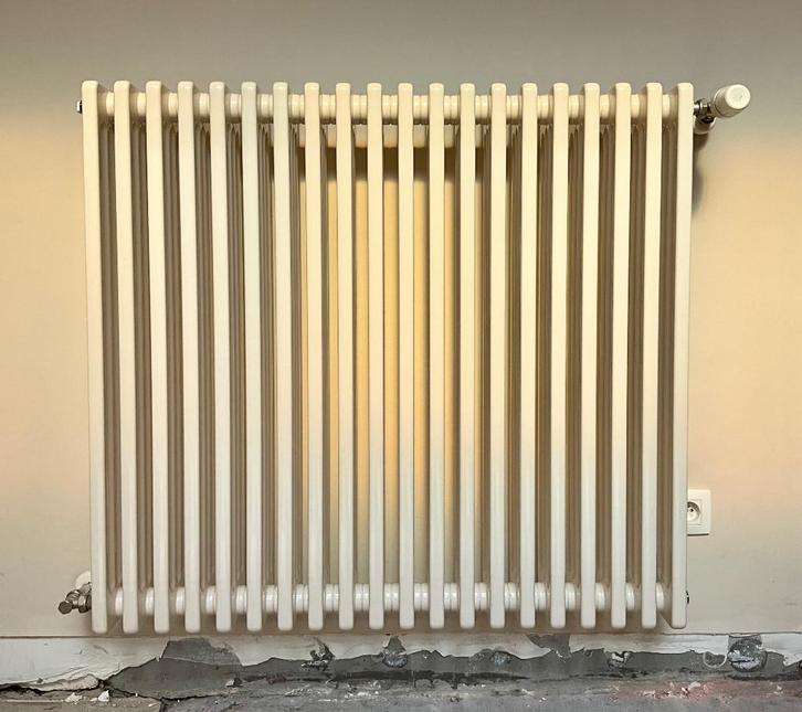 Radiator Radson delta, Doe-het-zelf en Bouw, Verwarming en Radiatoren, Zo goed als nieuw, Radiator, 80 cm of meer, 60 tot 150 cm