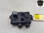 ZEKERINGKAST Mercedes-Benz Vito (447.6) (A4479060400), Gebruikt, Mercedes-Benz