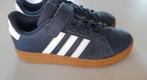Adidas schoenen blauw maat 35 nauwelijks gedragen, Kinderen en Baby's, Kinderkleding | Schoenen en Sokken, Ophalen, Adidas, Jongen of Meisje