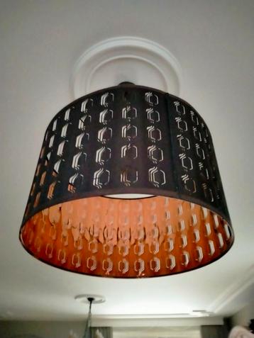 Grote lampenkap 59cm beschikbaar voor biedingen