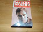 Biografie Marlon Brando met de billen bloot, Livres, Biographies, Utilisé, Enlèvement ou Envoi, Cinéma, TV et Média
