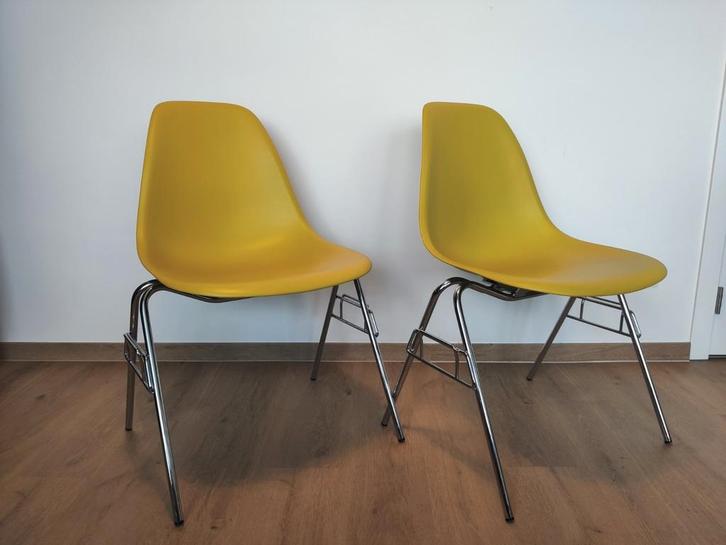 Vintage set Vitra stoelen - Eames, Huis en Inrichting, Stoelen, Zo goed als nieuw, Ophalen