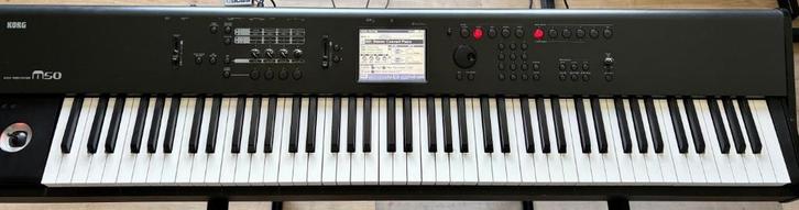 Korg M50 ( 88 Key) Workstation + Z-Lock Keyboard stand, Muziek en Instrumenten, Keyboards, Zo goed als nieuw, 88 toetsen, Korg