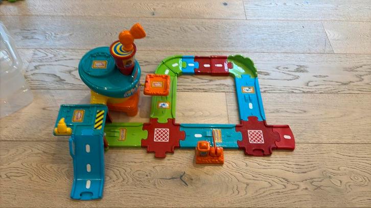 Vtech toet toet vliegveld, Enfants & Bébés, Jouets | Vtech, Utilisé, Enlèvement