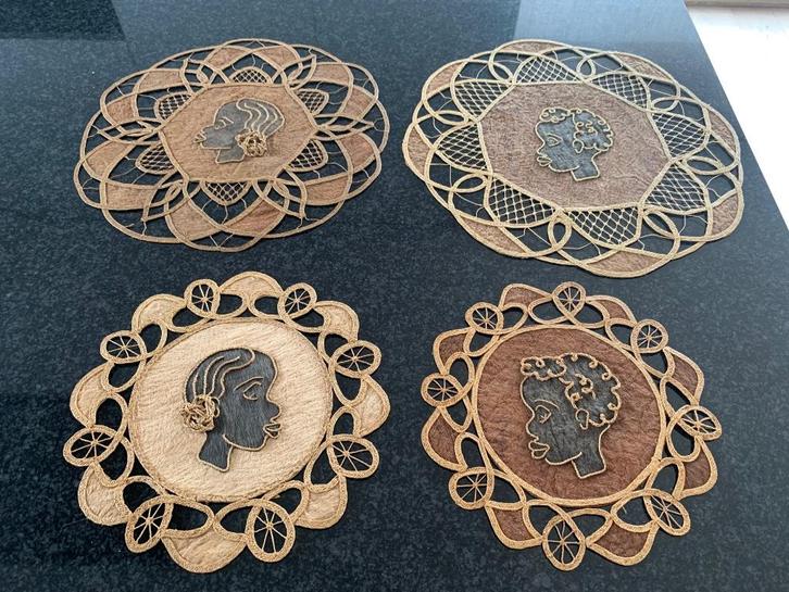 Vintage 4 niet beschadigde Congolese placemats, Antiek en Kunst, Kunst | Niet-Westerse kunst, Ophalen of Verzenden