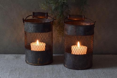 Ijzeren windlicht, Huis en Inrichting, Woonaccessoires | Kandelaars en Kaarsen, Nieuw, Kandelaar, Minder dan 25 cm, Metaal, Bruin