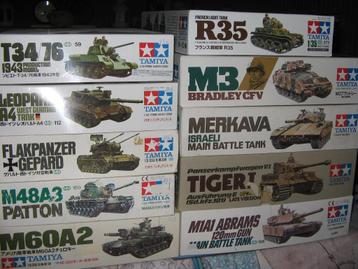lot van 10 tamiya bouwdozen van tanks op 1/35 beschikbaar voor biedingen