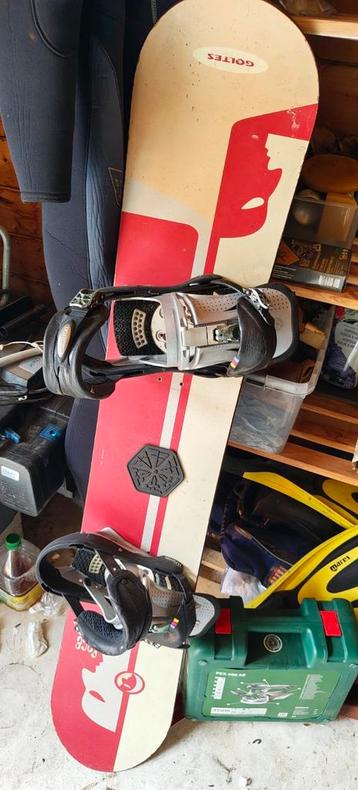 Snowboard Goltes beschikbaar voor biedingen