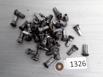 GSX750 1980 - 1982 Suzuki Velg Spaak D1-27078 beschikbaar voor biedingen