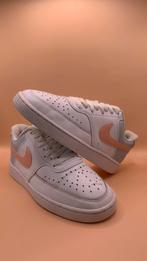 Nike - Air Force One - Tricolore, Vêtements | Femmes, Chaussures, Sneakers et Baskets, Nike, Porté, Blanc