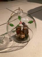 Vintage kerststal in kerstbal, Ophalen, Zo goed als nieuw