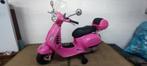 Kinder Scooter Vespa + windscherm en beautycase, 12V!, Fietsen en Brommers, Ophalen, Zo goed als nieuw, Elektrisch, Vespa