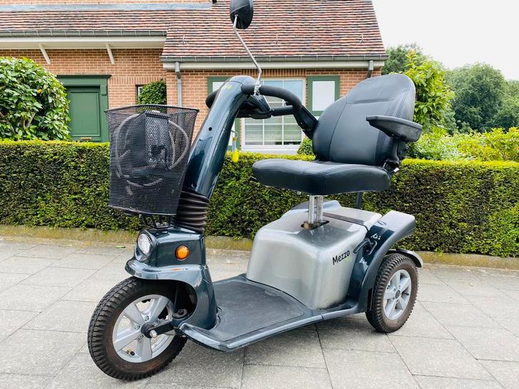 Scootmobiel L&M Mezzo - Elektrische invalide scooter, Diversen, Rolstoelen, Zo goed als nieuw, Elektrische rolstoel, Inklapbaar