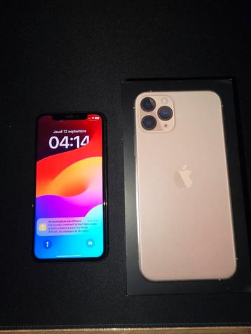 Iphone pro 11 64 giga disponible aux enchères