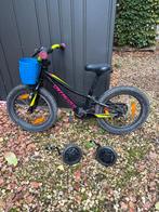Kinderfiets Specialized incl zijwieltjes, Fietsen en Brommers, Fietsen | Kinderfietsjes, Ophalen, Zo goed als nieuw, Zijwieltjes
