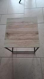 Bijzettafeltje, Ophalen