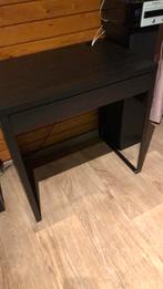 Mick bureau Ikea zwart, Huis en Inrichting, Ophalen, Zo goed als nieuw, Bureau