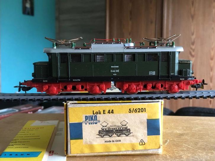 PIKO 5/6201 DRG LOCOMOTIVE ÉLECTRIQUE E44131 HO, Hobby en Vrije tijd, Modeltreinen | H0, Gebruikt, Locomotief, Gelijkstroom, Piko