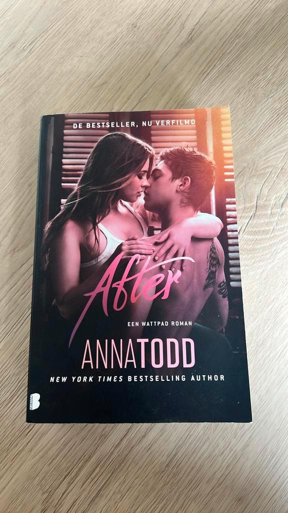 Anna Todd - Hier begint alles, Boeken, Literatuur, Zo goed als nieuw, Ophalen of Verzenden