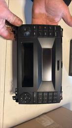 autoradio mercedes sprinter en volkwagen crafter, Auto diversen, Autoradio's, Ophalen, Zo goed als nieuw