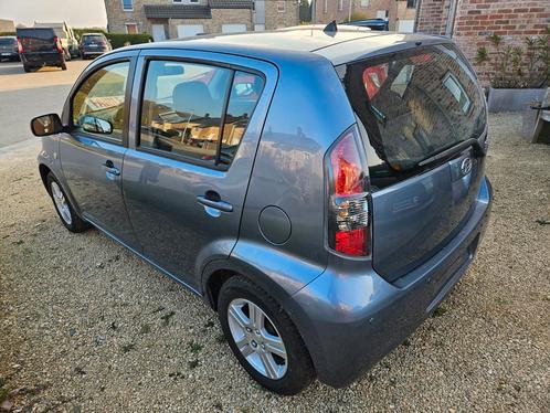 DAHAITSU SIRION AUTOMATIQUE 50.000 KM GARANTIE, Auto's, Daihatsu, Bedrijf, Sirion, Radio, Benzine, Euro 4, 5 deurs, Automaat, Ophalen