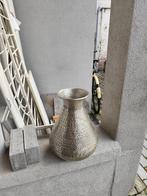 Vase vintage en métal - décoratif, Ophalen, Zo goed als nieuw, Overige kleuren, Minder dan 50 cm