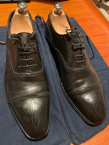 Crockett & Jones model Selborne, mast 42/43, met opberghoes beschikbaar voor biedingen