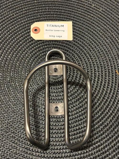 Titanium bottel holder ( KING Cage), Fietsen en Brommers, Fietsen | Oldtimers, Ophalen of Verzenden