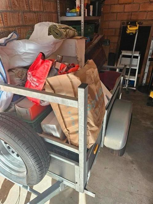Volle remork rommelmarkt spullen! Remork zelf niet te koop, Diversen, Rommelmarktspullen, Zo goed als nieuw, Ophalen of Verzenden