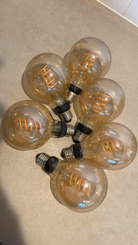 6x Philips Hue Filamentlamp White Globe G93 E27, Huis en Inrichting, Lampen | Losse lampen, Gebruikt, Overige typen, Minder dan 30 watt