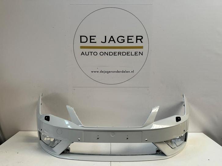 SEAT LEON 5F FACELIFT VOORBUMPER BUMPER 5F0807221AB, Auto-onderdelen, Carrosserie, Bumper, Seat, Achter, Gebruikt